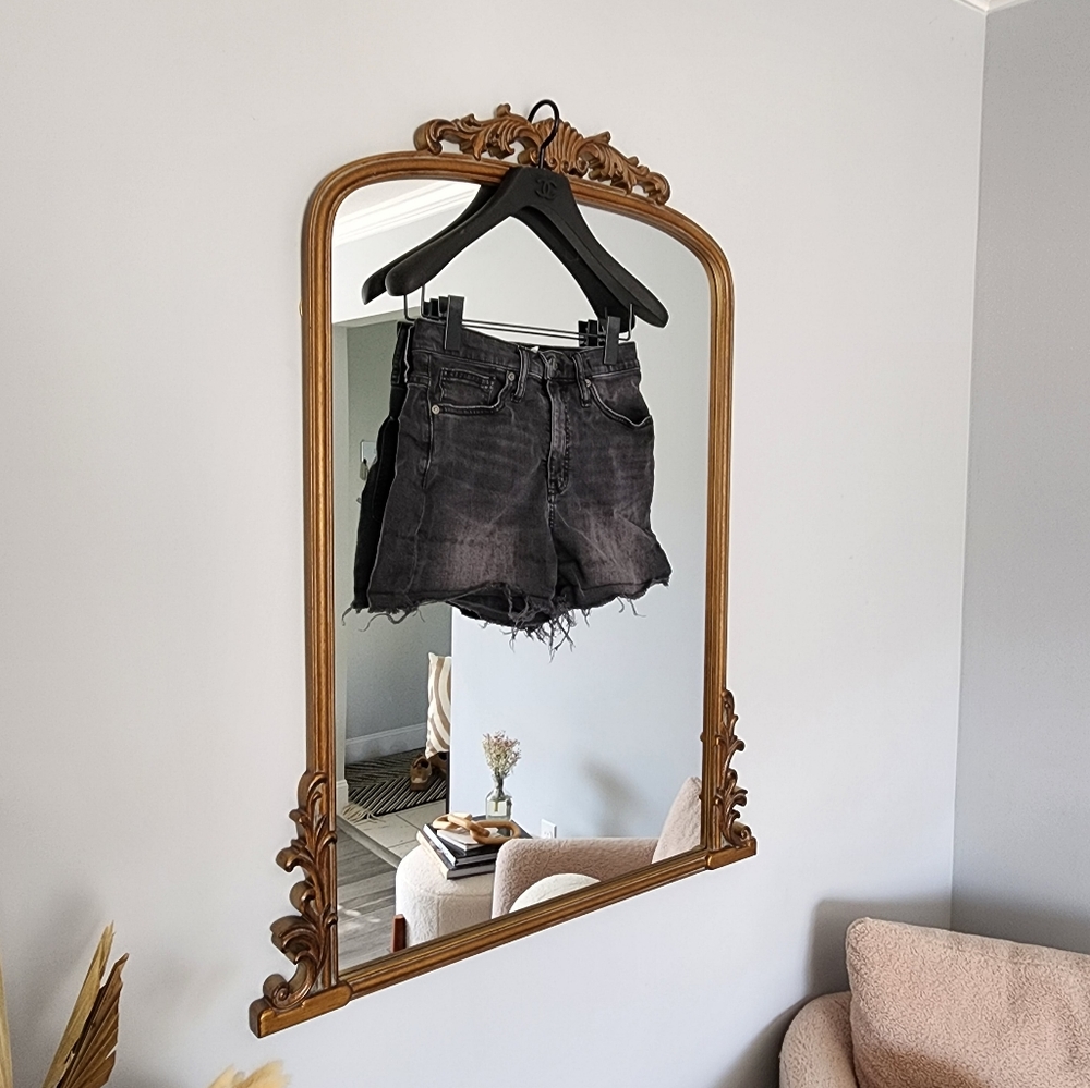 Madewell High-Rise Denim Shorts in Kerns Wash